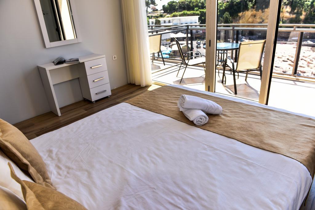 Hotel Cruiser อุลซิน ภายนอก รูปภาพ
